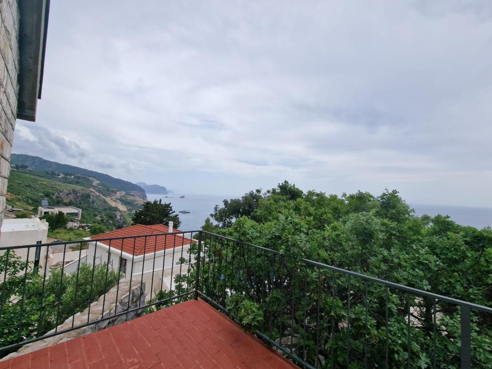Cliff House Holiday home Budva