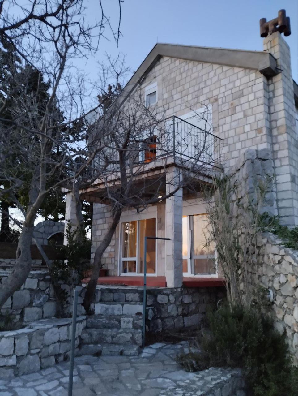Cliff House * Budva